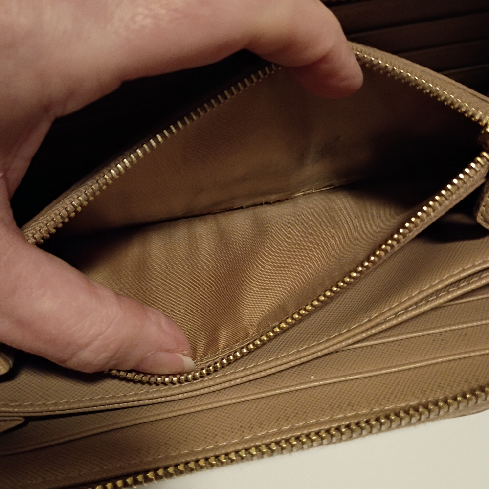 Prada Beige Saffiano Leather Bow Zip Around Wallet - Picture 6 of 6